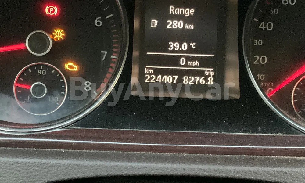 Vehicle photo 6