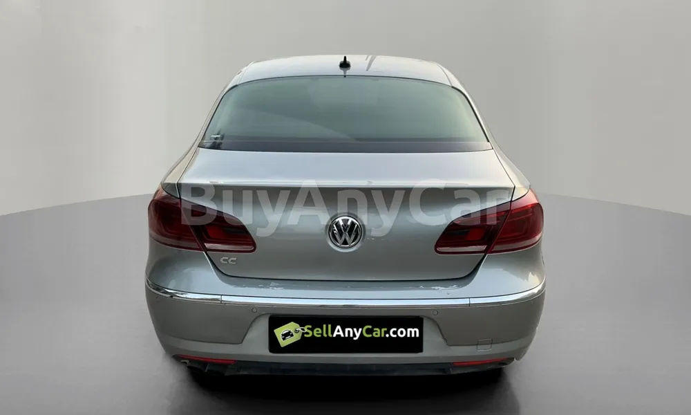 Vehicle photo 2
