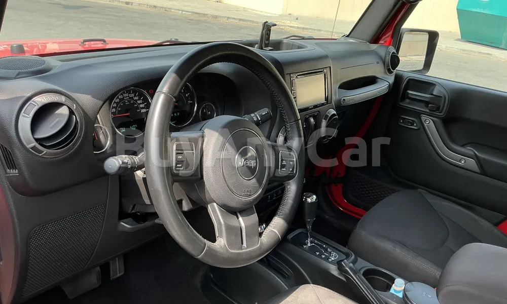 Vehicle photo 7