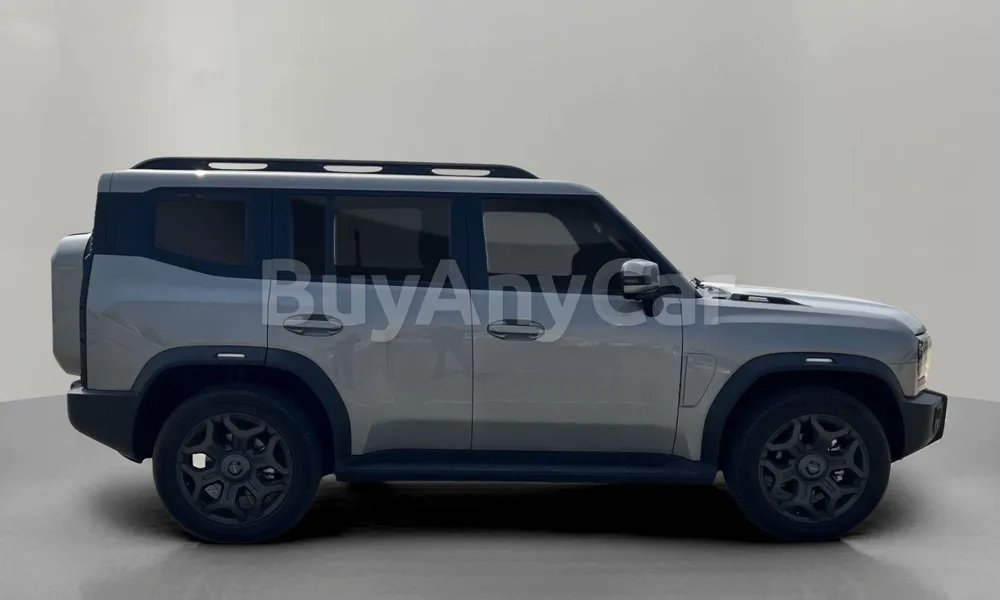 Vehicle photo 3