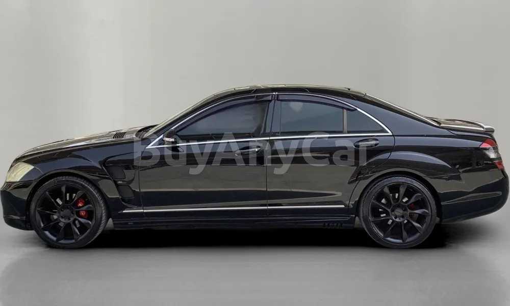 Vehicle photo 5