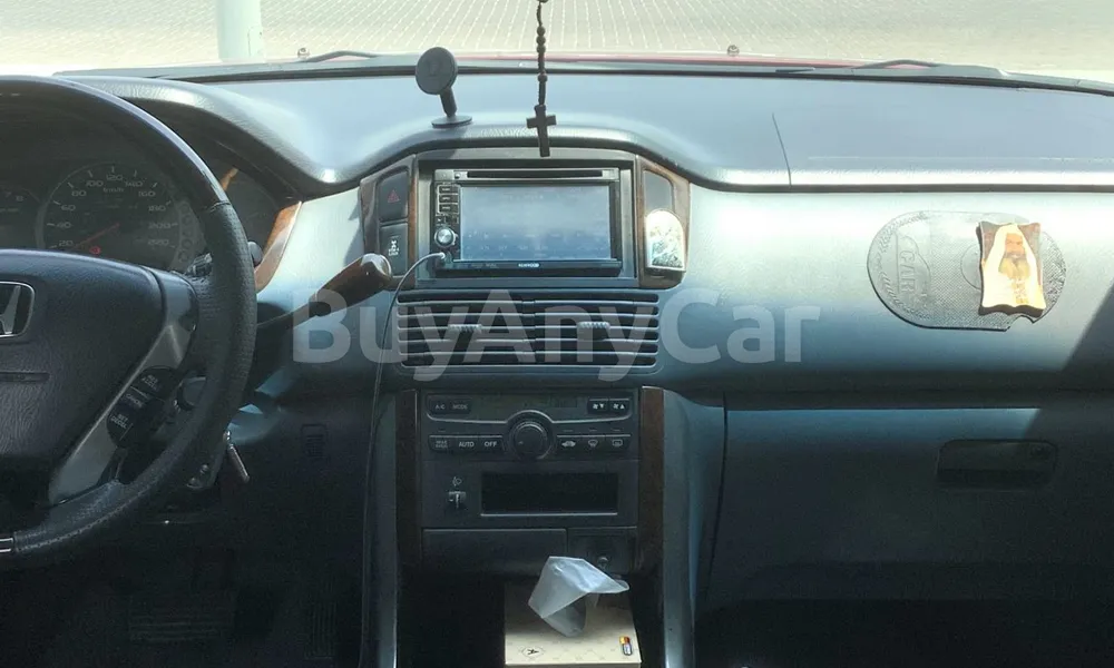 Vehicle photo 8