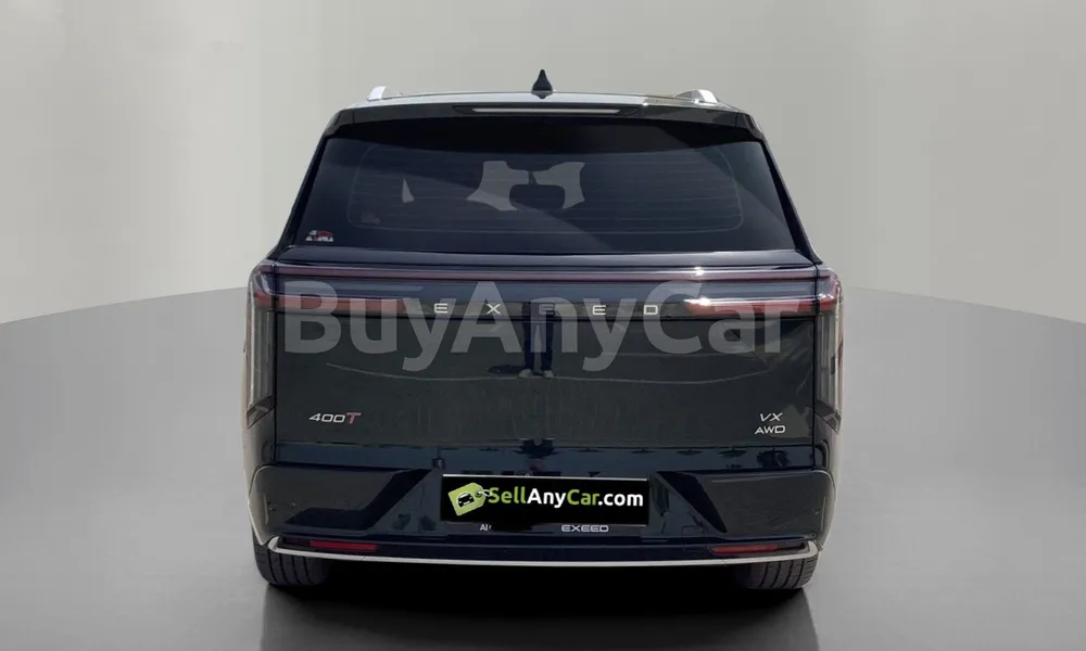Vehicle photo 2