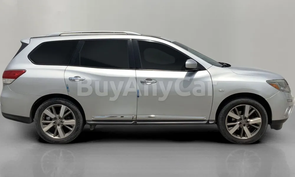 Vehicle photo 3