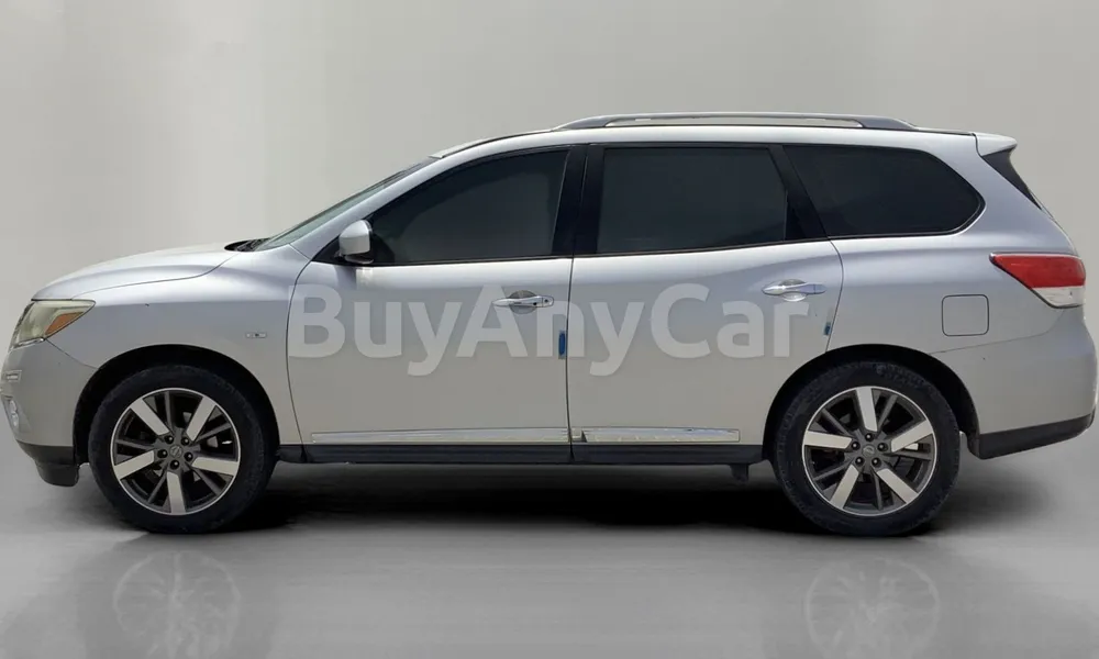 Vehicle photo 4