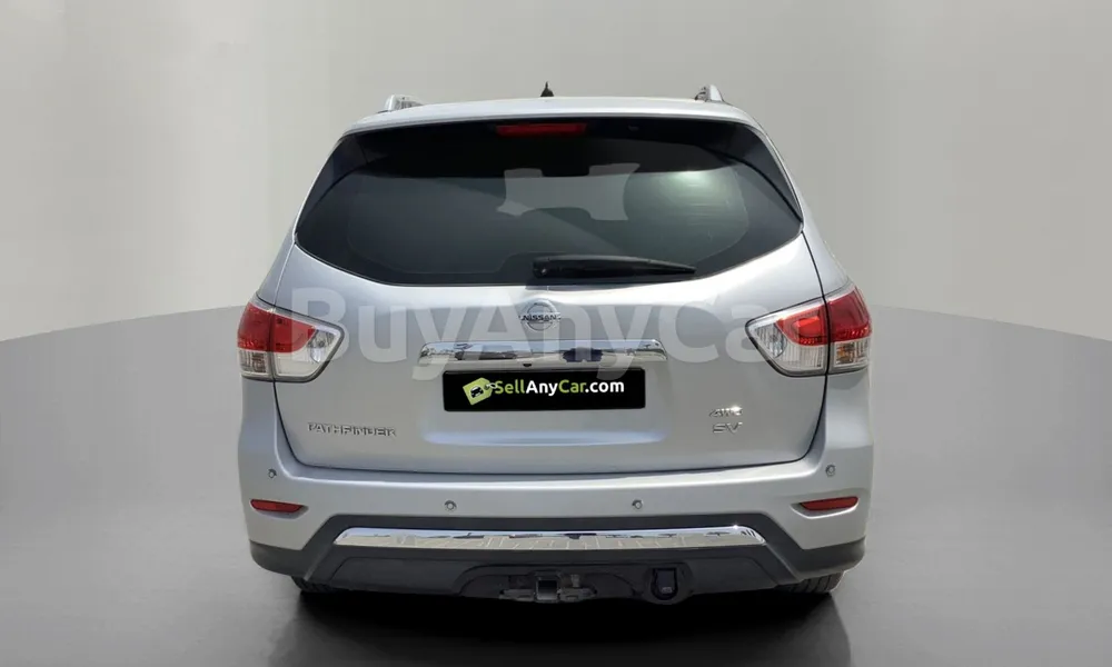 Vehicle photo 2