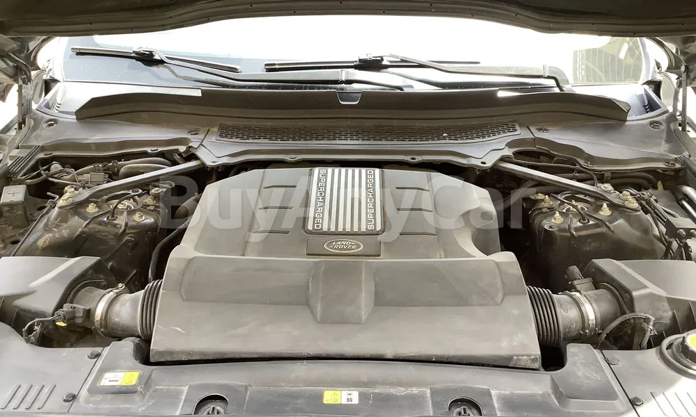 Vehicle photo 6