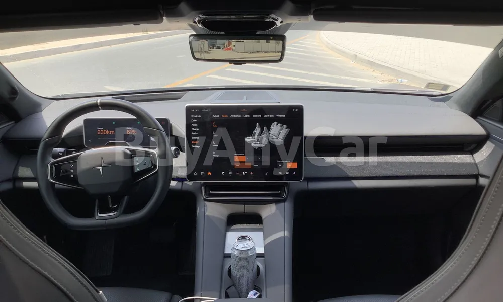 Vehicle photo 8