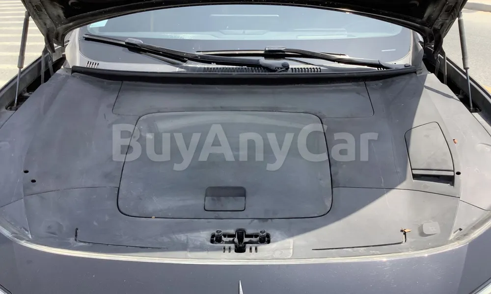 Vehicle photo 5