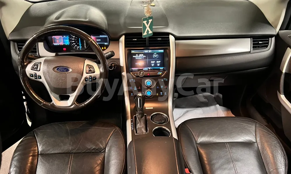 Vehicle photo 8