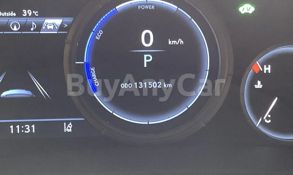 Vehicle photo 7