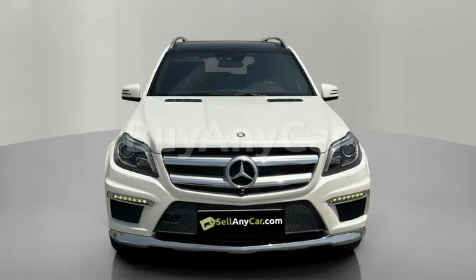 carsDetail