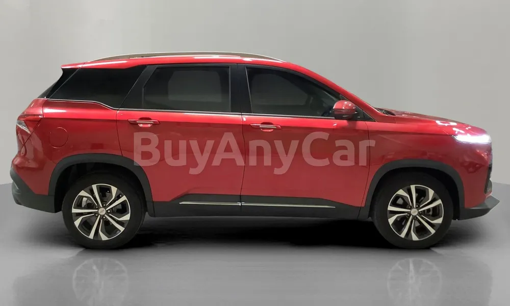 Vehicle photo 3