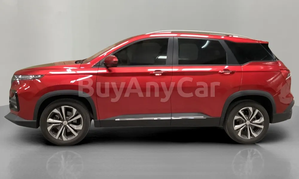 Vehicle photo 4