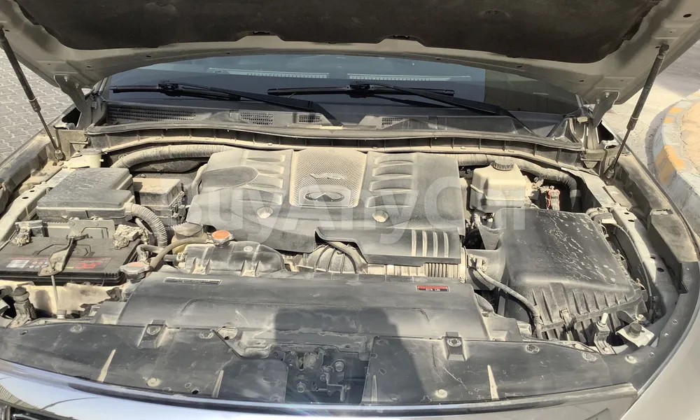 Vehicle photo 6