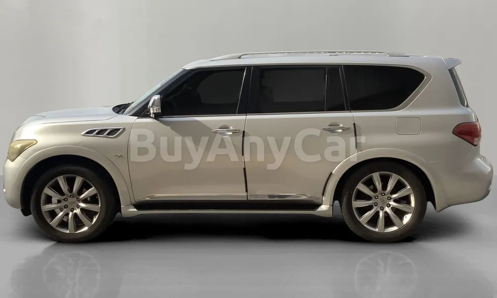 Vehicle photo 4