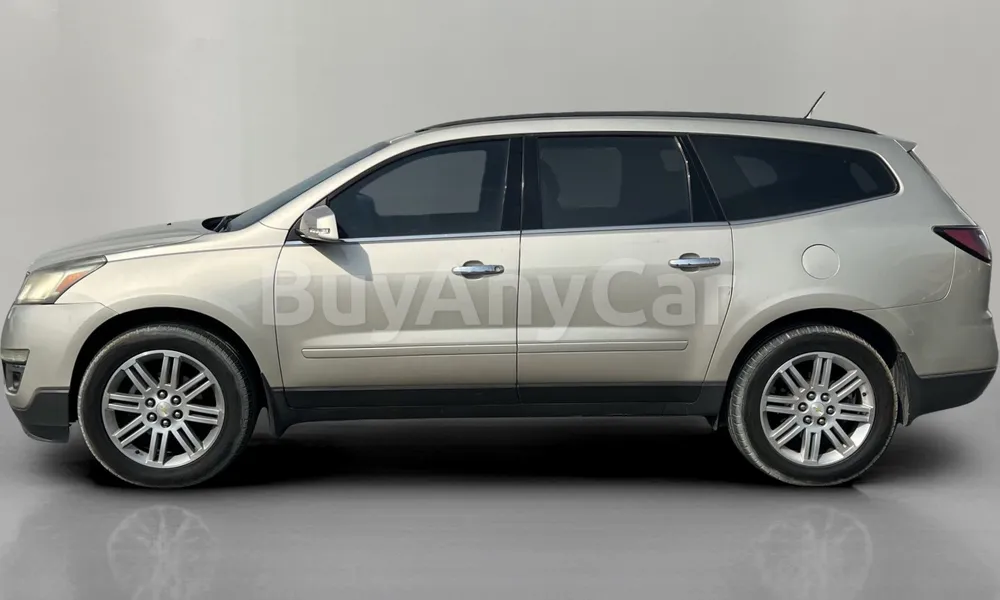 Vehicle photo 4