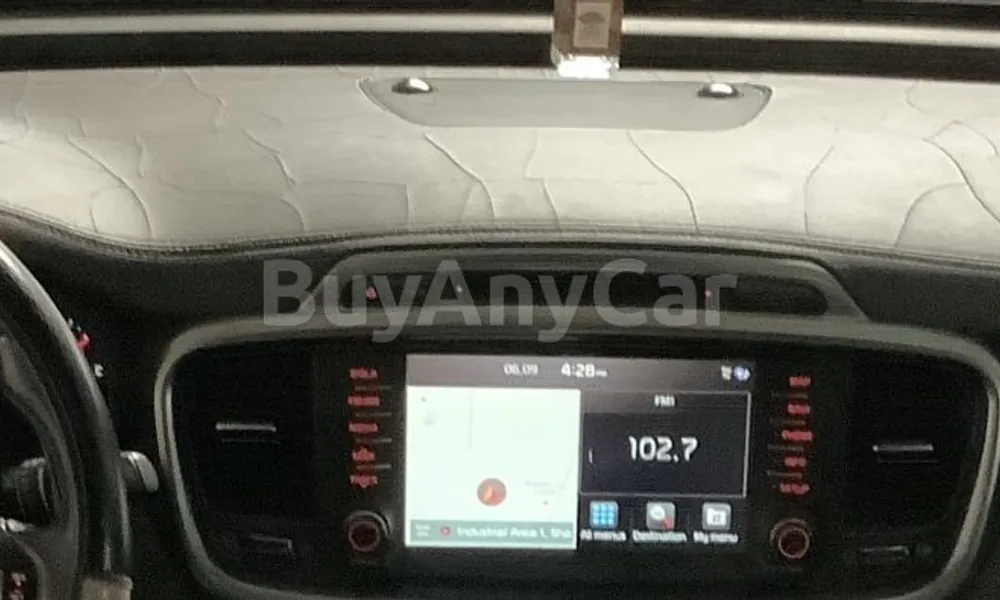 Vehicle photo 5