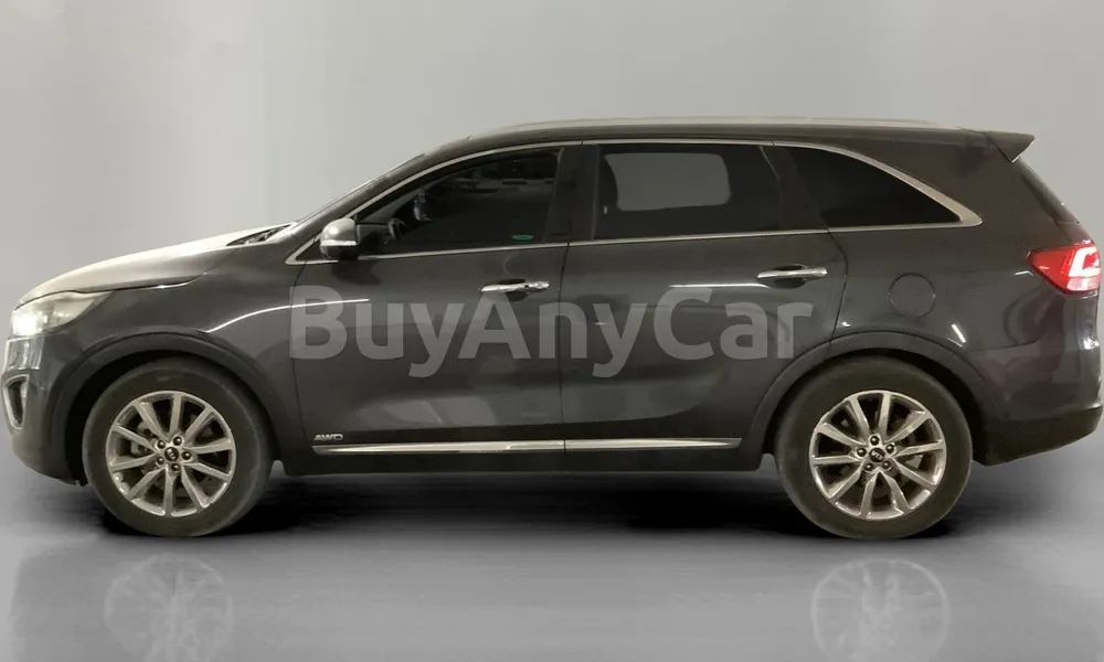 Vehicle photo 4