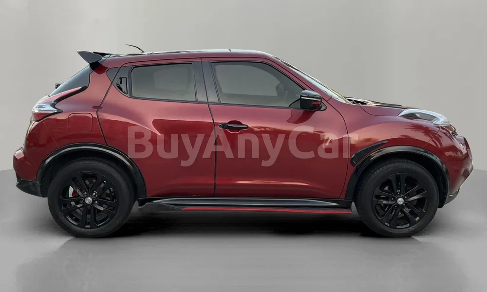 Vehicle photo 3