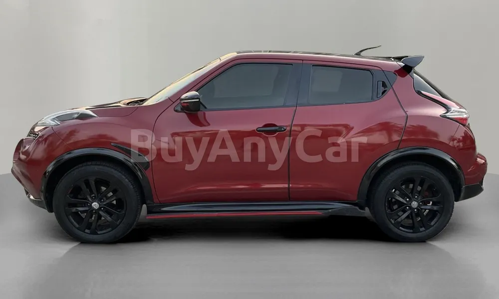Vehicle photo 4