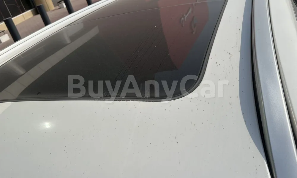 Vehicle photo 5