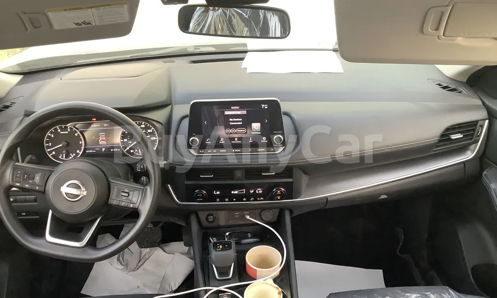 Vehicle photo 8