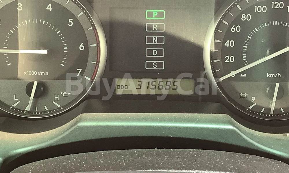 Vehicle photo 9