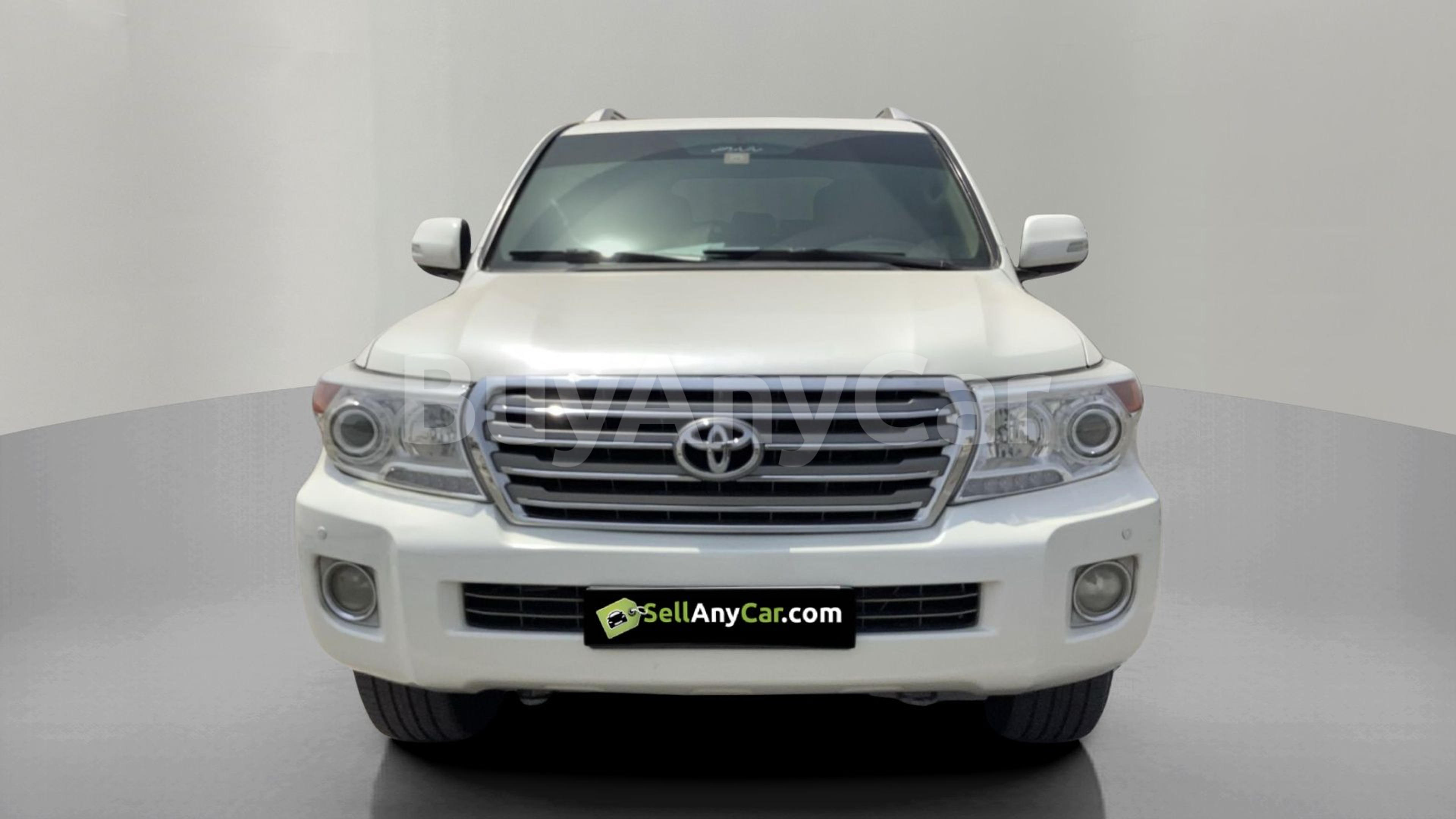 Toyota Land Cruiser 2011