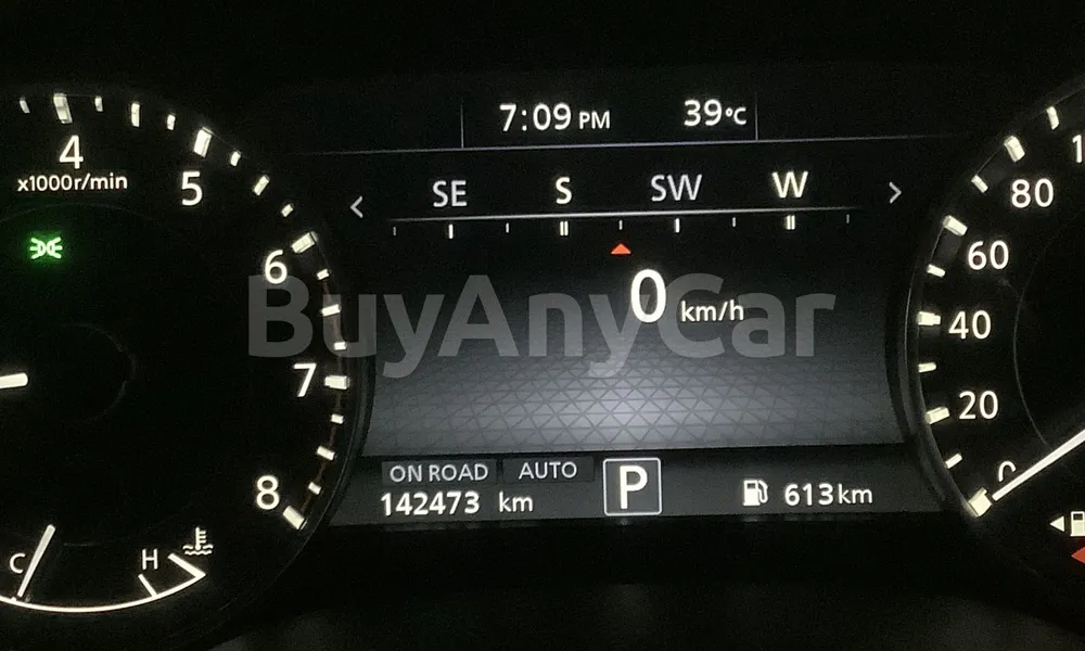 Vehicle photo 7