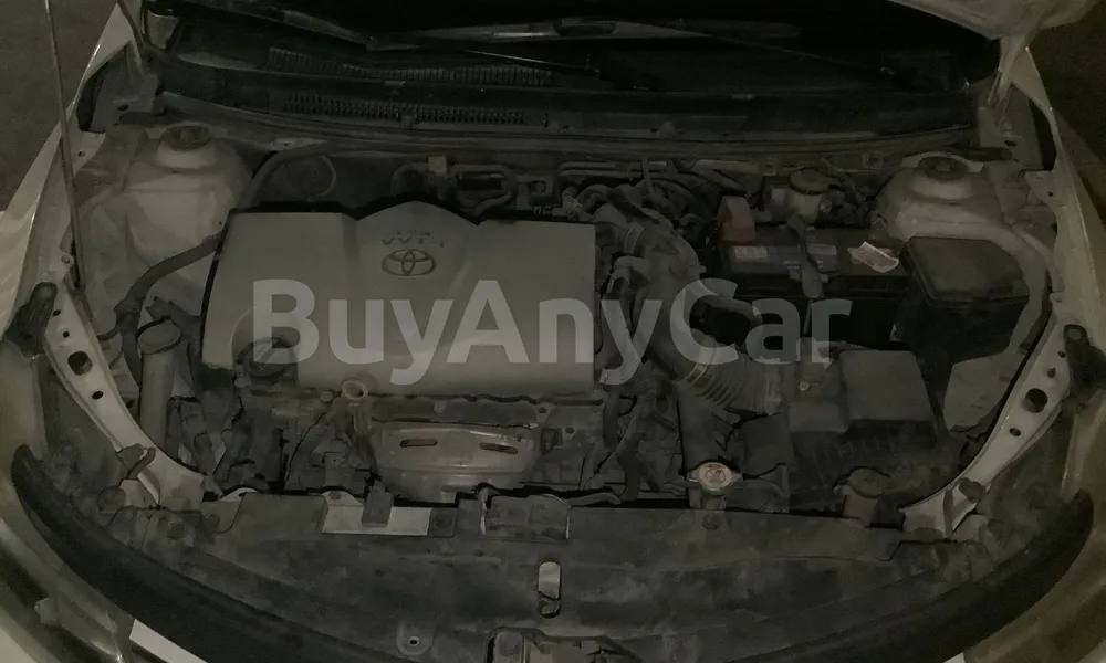 Vehicle photo 6