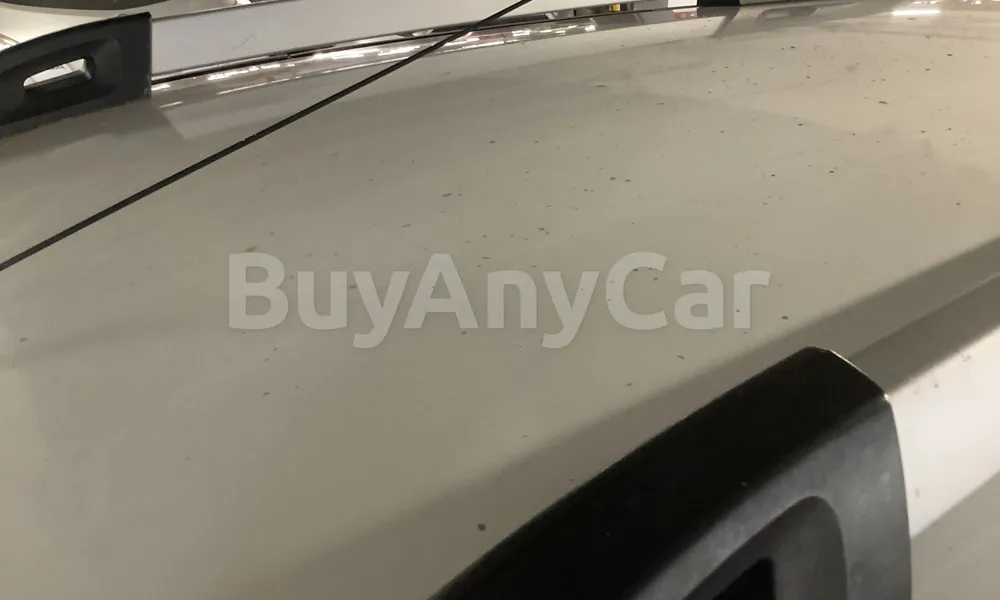 Vehicle photo 4
