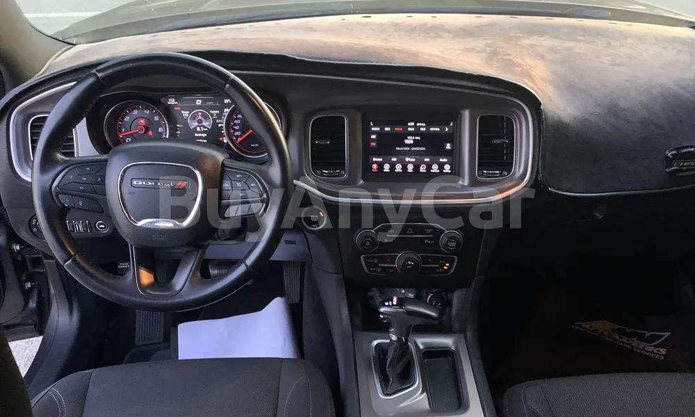 Vehicle photo 7