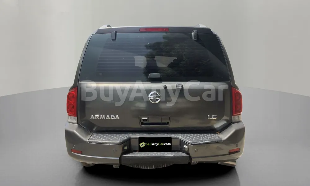 Vehicle photo 4