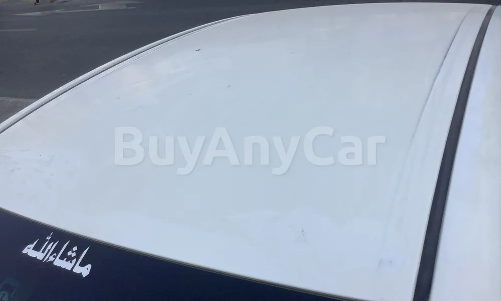 Vehicle photo 7