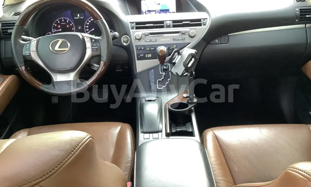 Vehicle photo 7