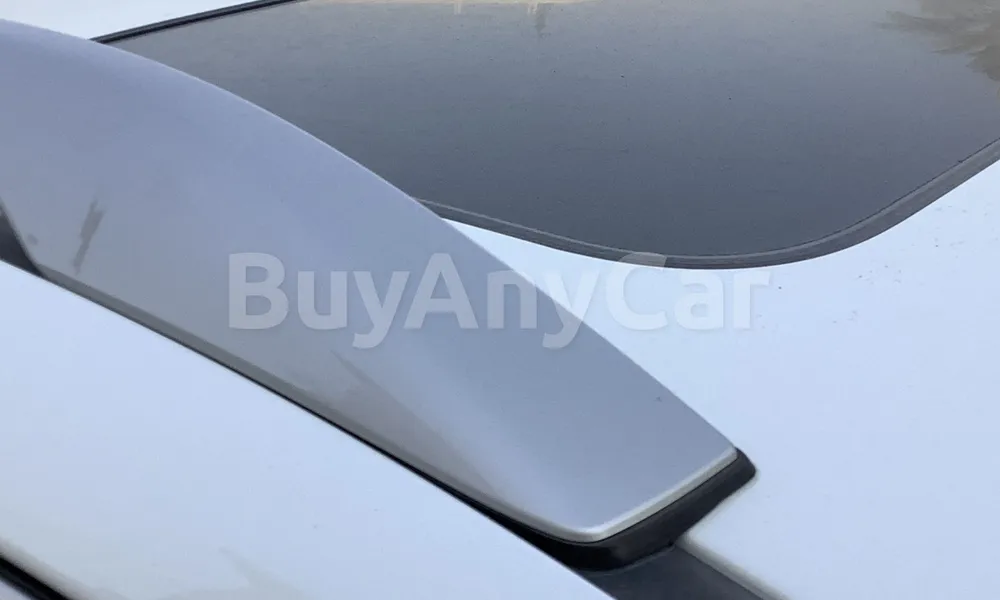 Vehicle photo 5