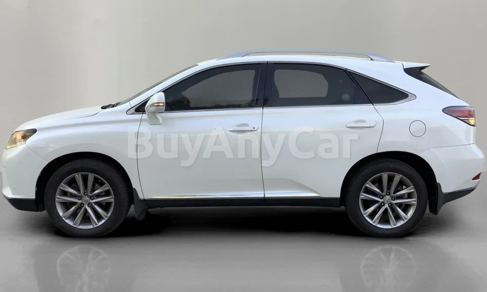 Vehicle photo 4