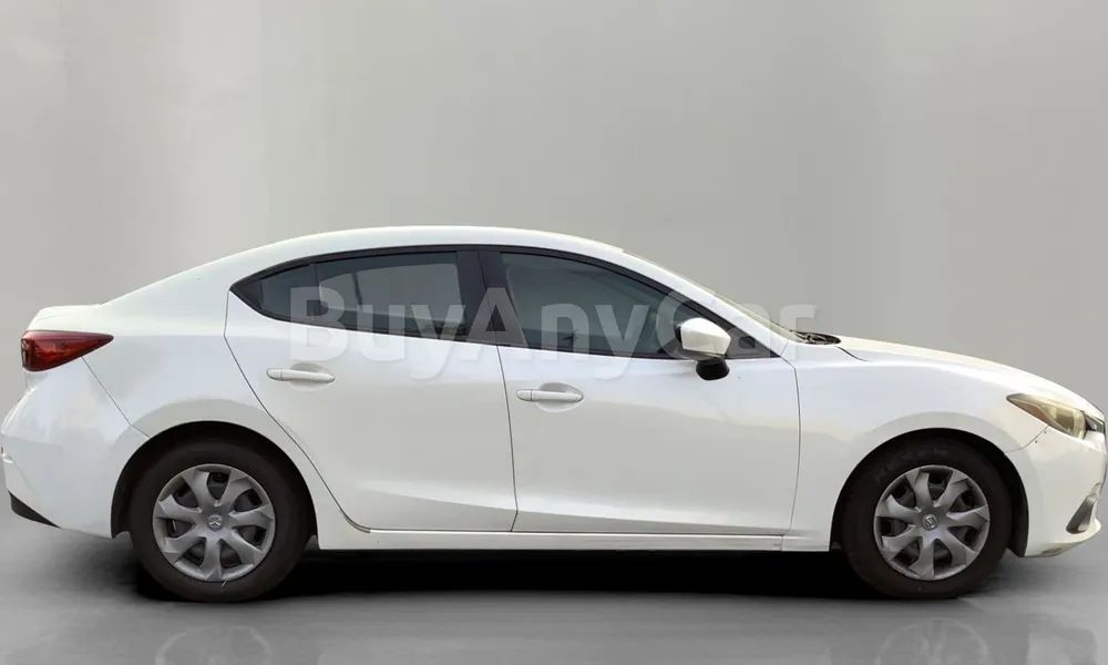 Vehicle photo 3