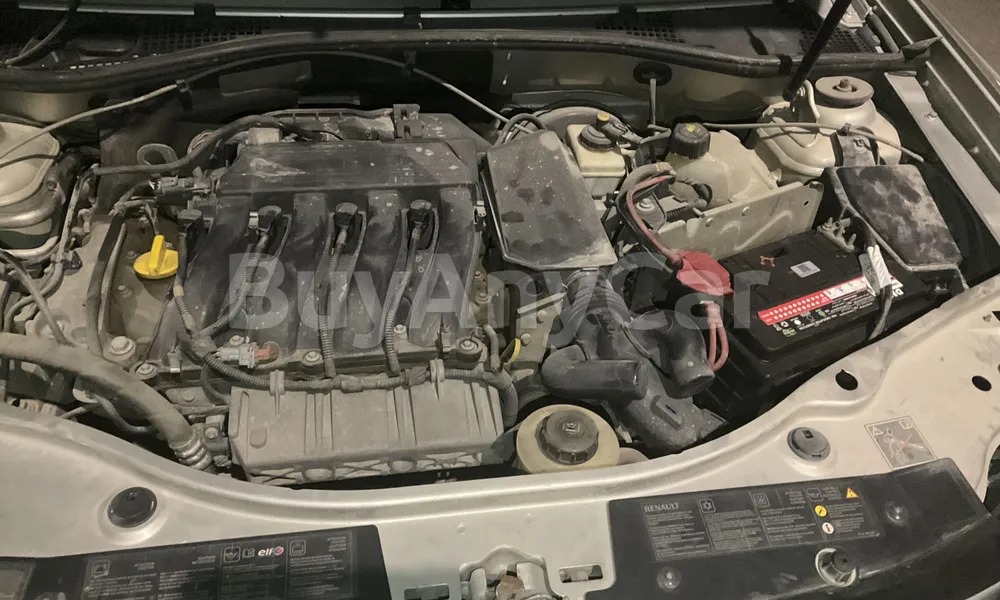 Vehicle photo 6