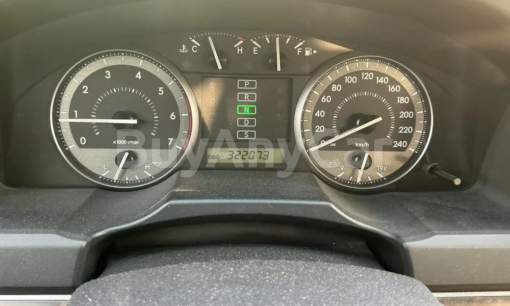 Vehicle photo 7