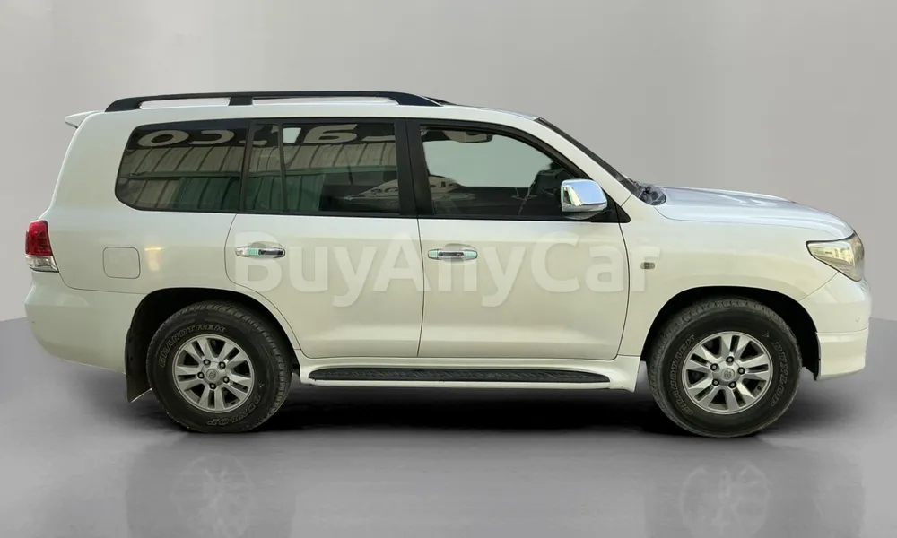 Vehicle photo 3