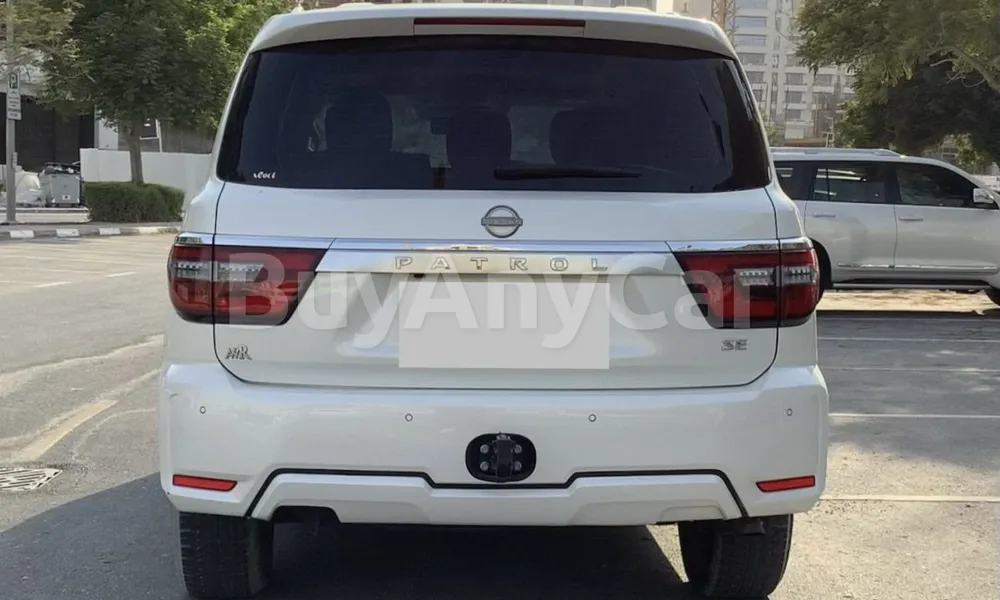 Vehicle photo 2