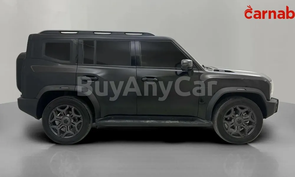 Vehicle photo 3