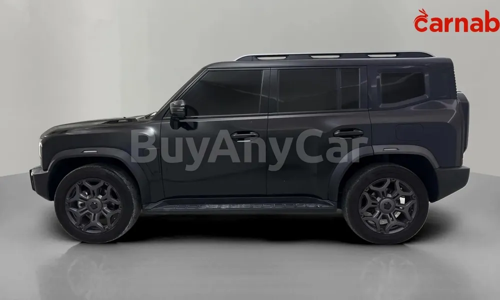 Vehicle photo 4