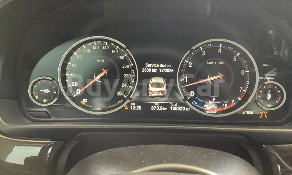 Vehicle photo 6