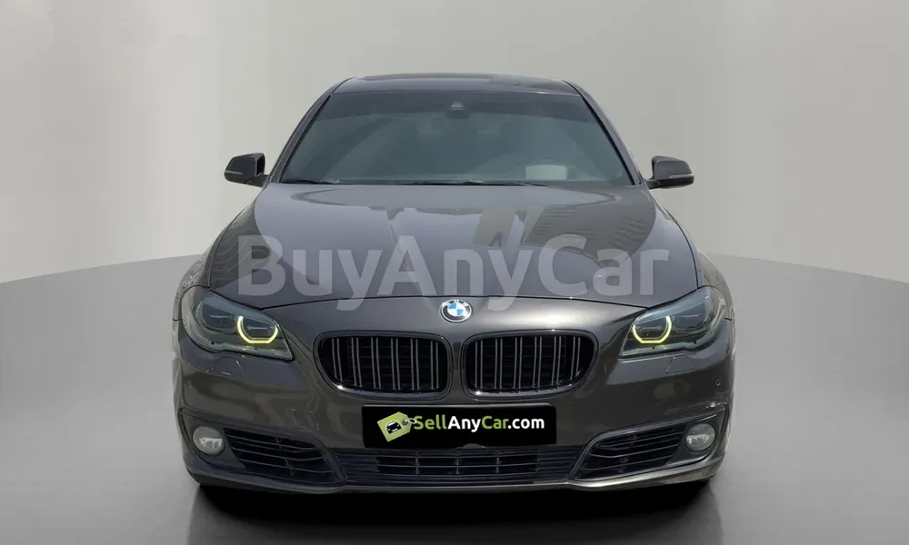 Vehicle photo 1