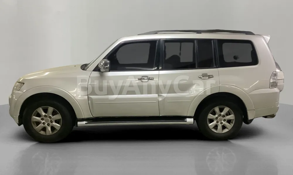 Vehicle photo 4