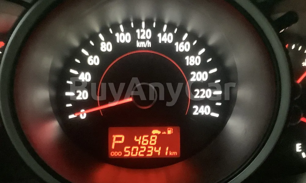 Vehicle photo 5
