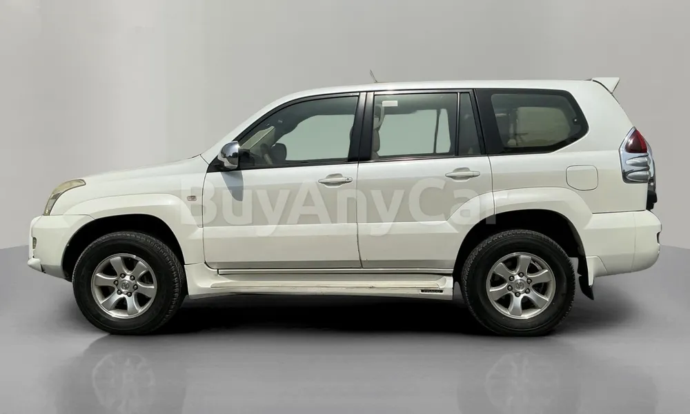 Vehicle photo 4